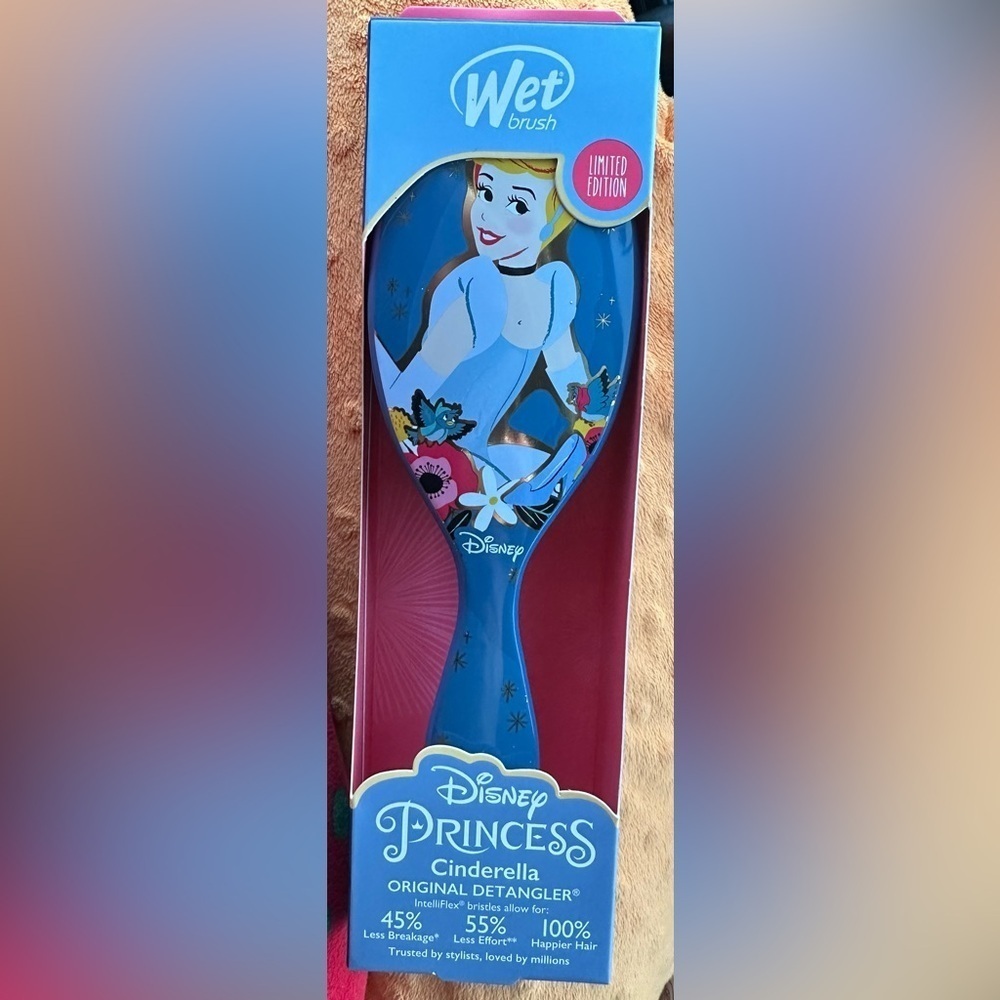 Wet Brush Detangler Brush -Cinderella, Ultimate Princess Celebration- Ultra-Soft